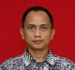 Muh. Firdaus, S.Farm.